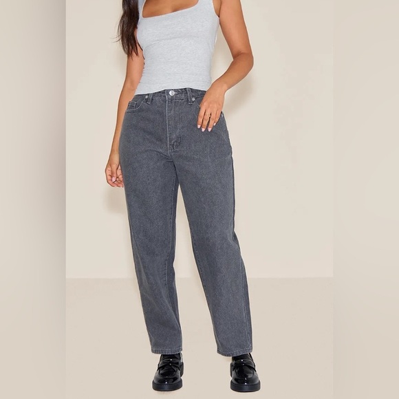 PrettyLittleThing Denim - PrettyLittleThing | Classic Washed Black/Gray Denim Mom Straight Jeans
